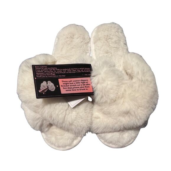 Cozy Fuzzy Slippers – Cream White Faux Fur, Women’s Size Medium - Picture 1 of 5